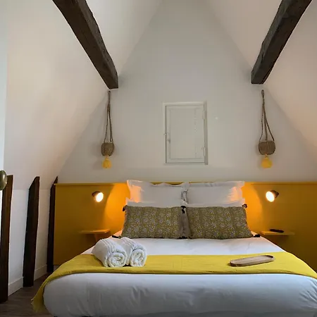 Couette-café Logis St Joseph 3*